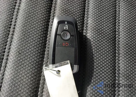 2019 Ford Fusion Se z USA, uszkodzony, nr VIN 3FA6P0HD0KR161759